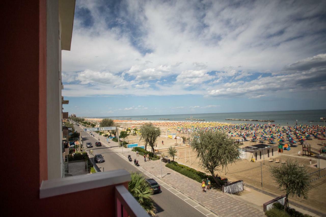 Hotel Cliff Rimini Luaran gambar